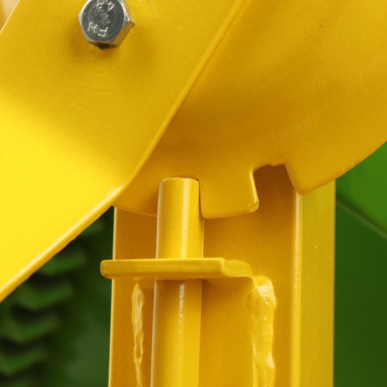 Betoniera PartnerPro BPO-165L, motor 850W, cuva 165L, viteza 29.5 rot/min