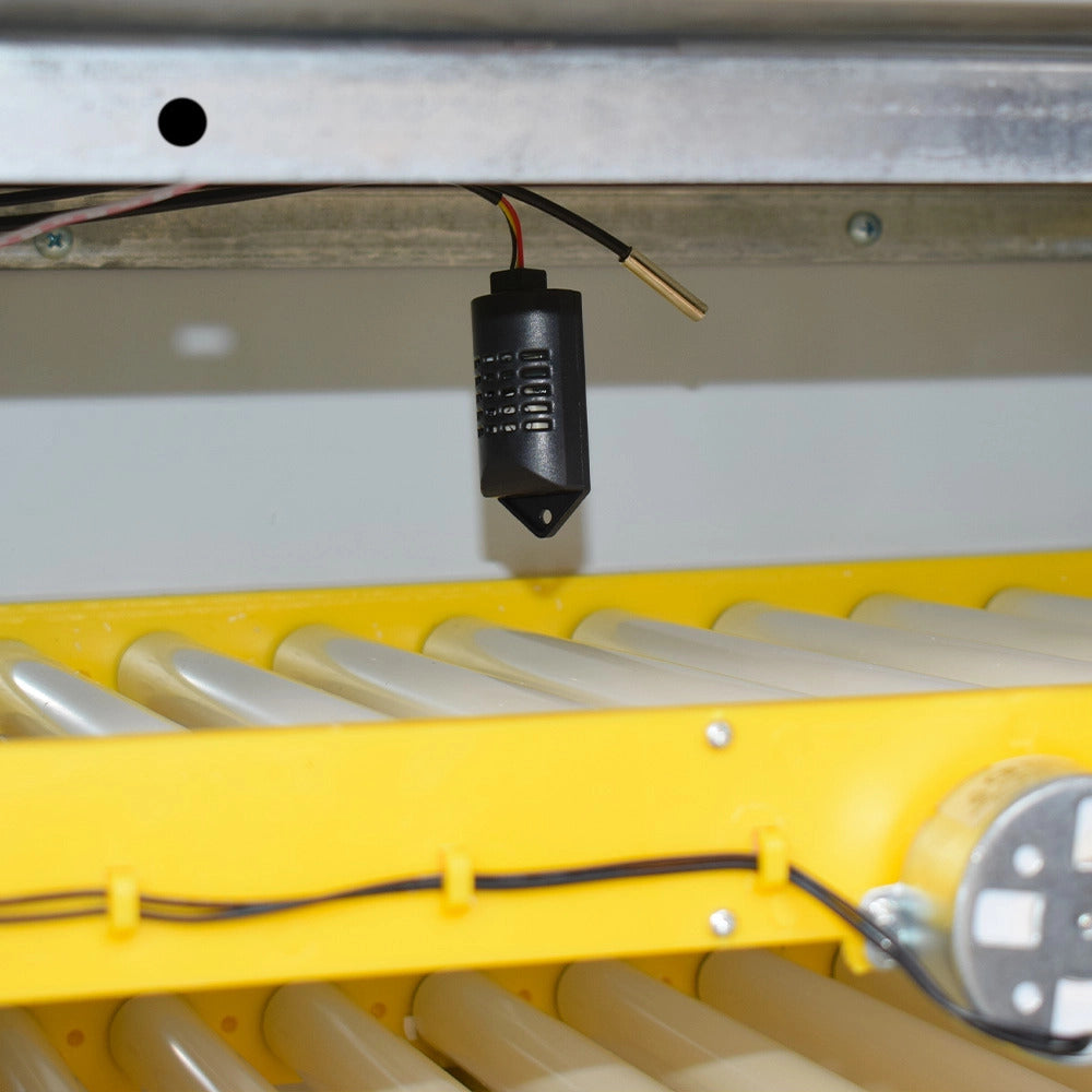 Incubator profesional ZEP UNITEH 240 pentru oua, capacitate foarte mare, control digital, intoarcere automata, ovoscop integrat