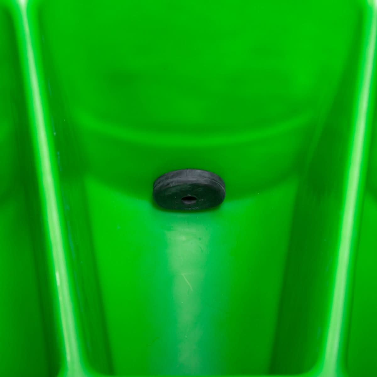 Adapatoare vitei 30L cu 5 tetine cauciuc, compartimentata, fixare usoara