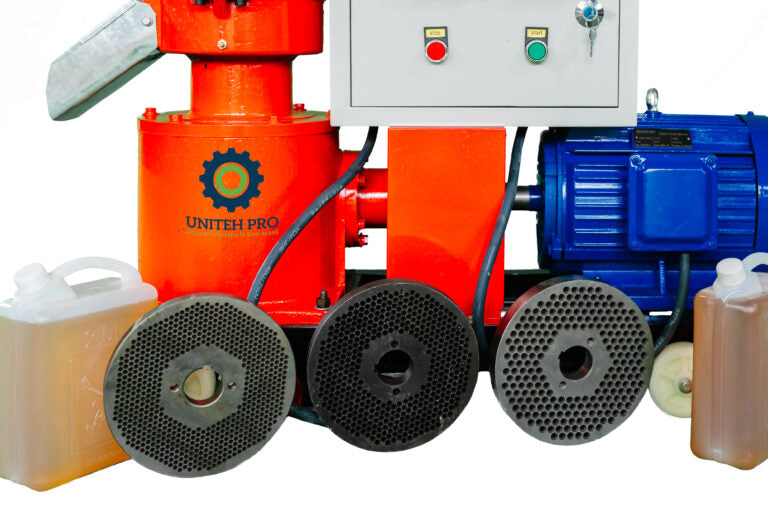 Granulator furaje ZEP KL-260 cu motor 15 kW si 3 matrite, productie pana la 600 kg/ora