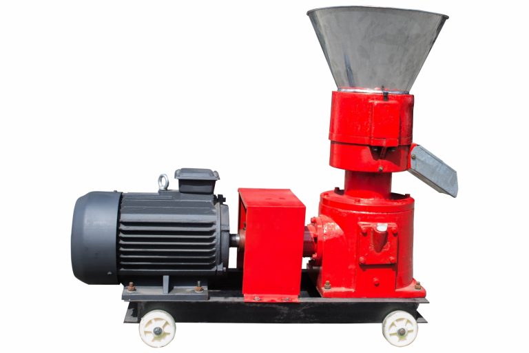 Granulator furaje ZEP KL-200 cu motor inclus, 3 matrite, capacitate 300 kg/ora