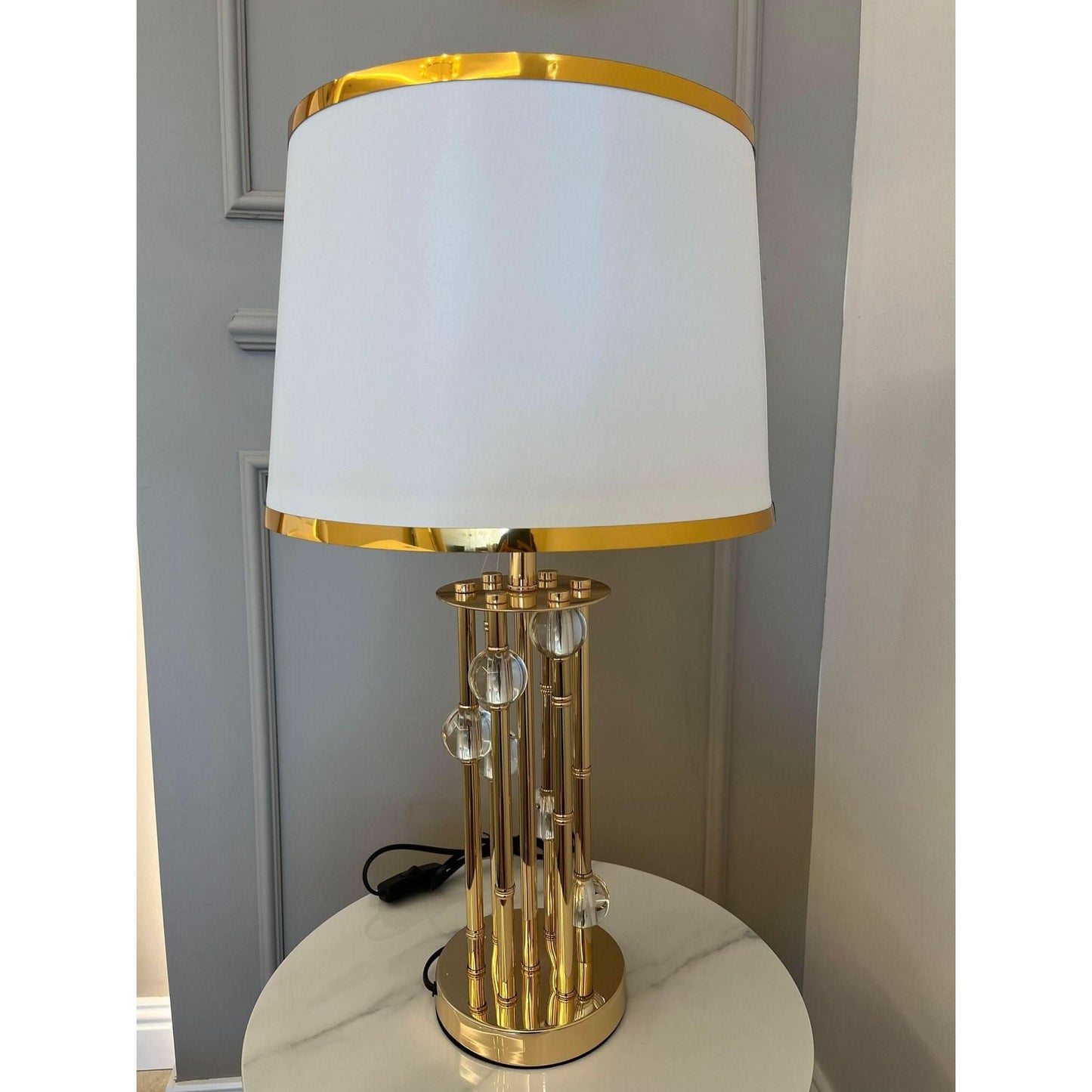 Veioza Luxury White, T-9205 - ZEP.RO - Ți-e la îndemână!