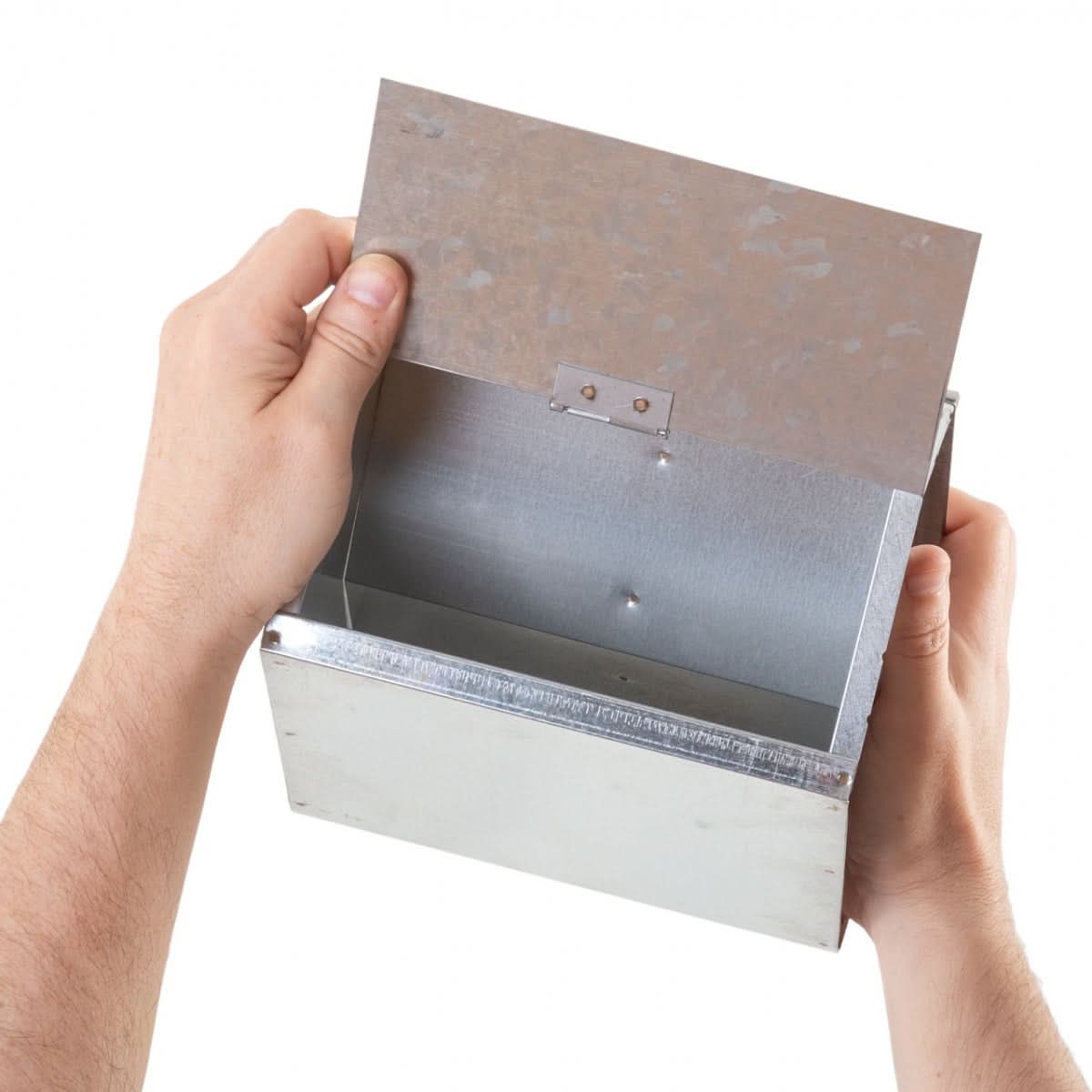 Hranitoare metalica pentru iepuri, 3 litri, cu 2 compartimente – tabla zincata, exterior cusca