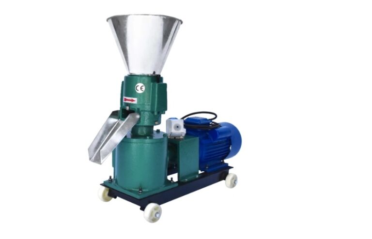 Granulator Furaje ZEP KL-120 cu Motor 3 kW, 380V, Capacitate 100 kg/ora, 3 Matrite Incluse