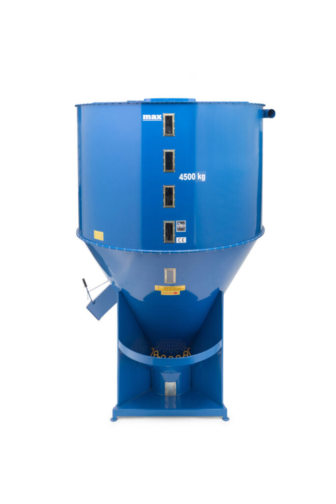 Amestecator furaje 2000 kg DOZAMECH – volum 4400 L, motor 3 kW, Polonia