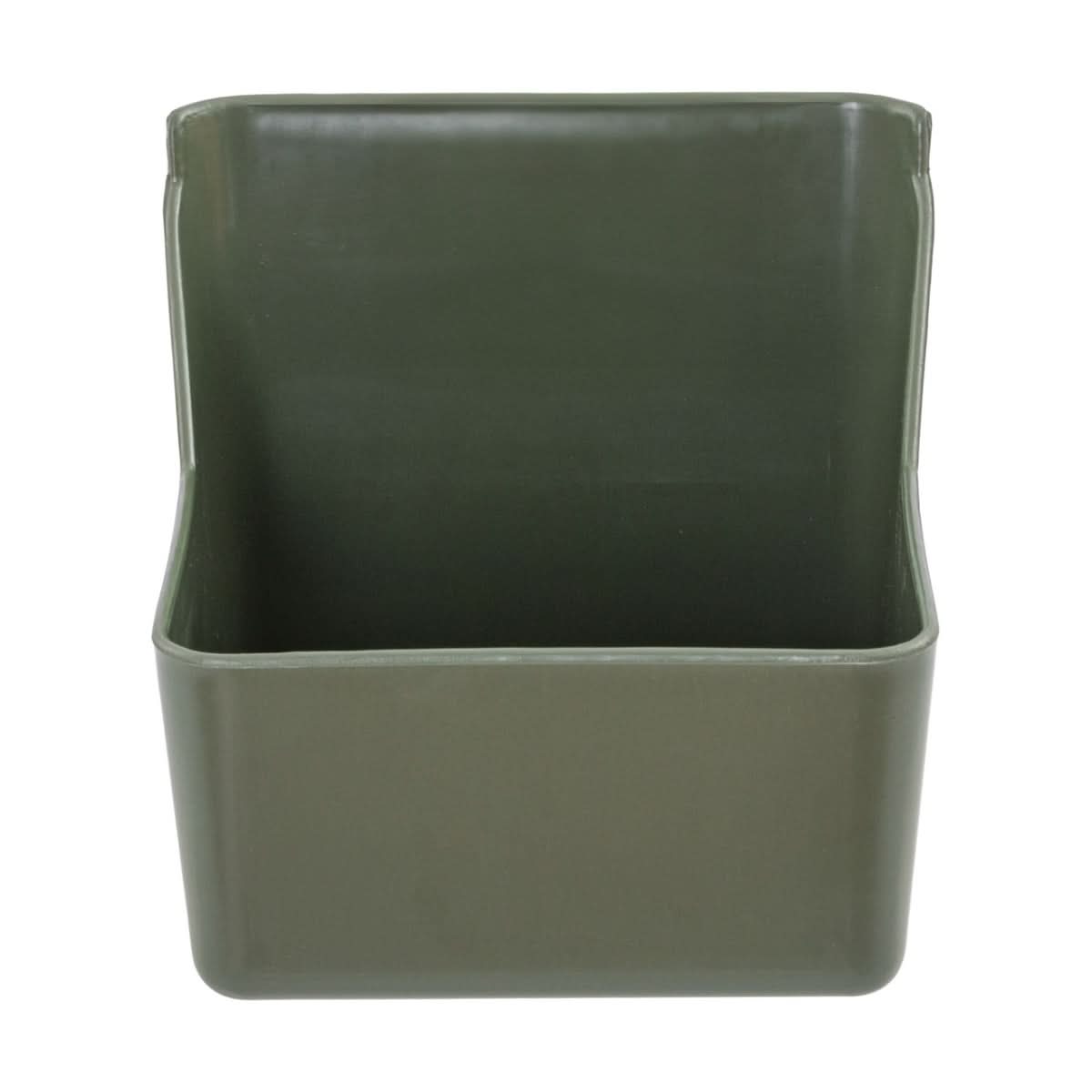 Hranitoare plastic 6 litri pentru ovine rezistenta la socuri