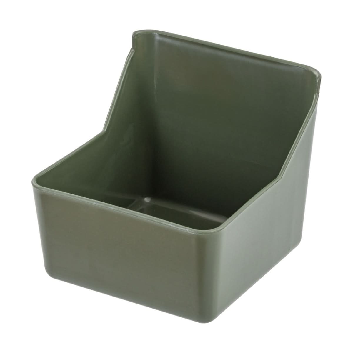 Hranitoare plastic 6 litri pentru ovine rezistenta la socuri