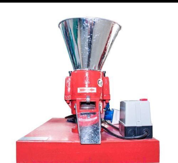 Granulator Furaje ZEP Eurogran 120 cu Motor 3 kW, 220V, Matrita 4 mm, Capacitate 100 kg/ora