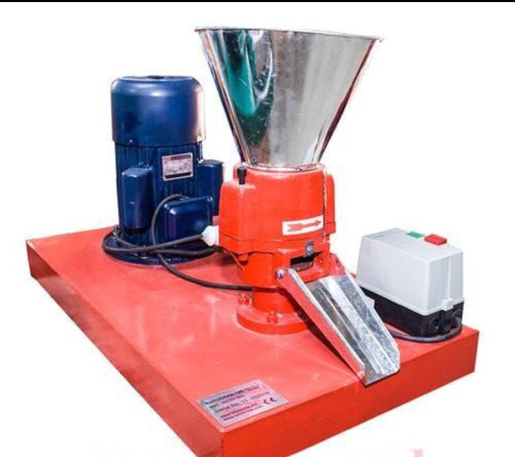 Granulator Furaje ZEP Eurogran 120 cu Motor 3 kW, 220V, Matrita 4 mm, Capacitate 100 kg/ora