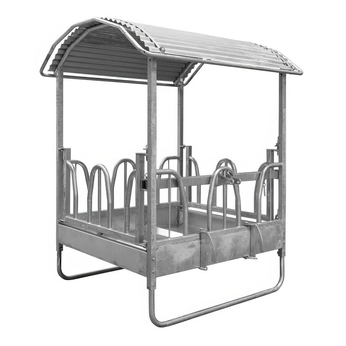 Iesle patrata cu acoperis si 8 locuri de hranire