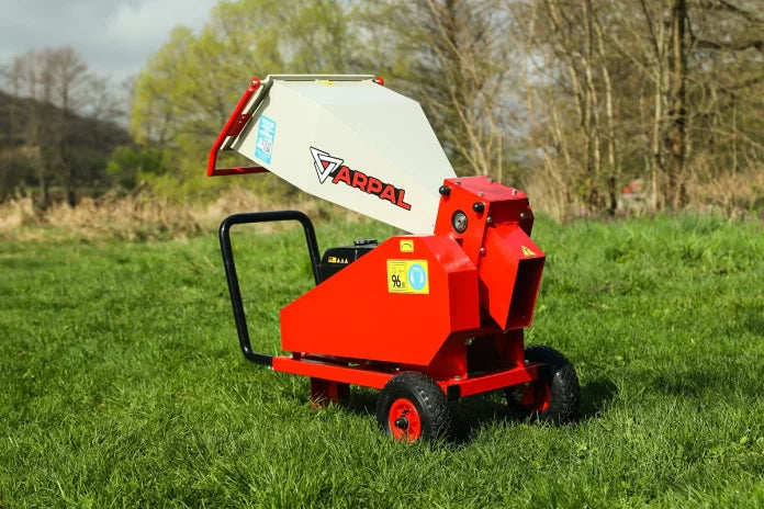 Tocator crengi ZEP ARPAL AM-60BD MAX cu motor benzina 7CP, diametru max 60 mm, 6 cutite, capacitate 2 mc/ora