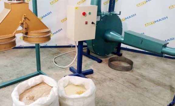 Moara cu aspiratie si ciclon PPZ-30 Artmash, 30 kW, 3000–4000 kg/ora, 380V, productie Ucraina