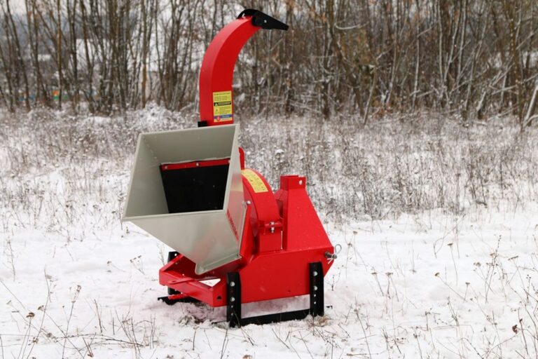 Tocator de crengi ZEP MK-120 PTO ARPAL, diametru maxim 120 mm, actionare PTO, productivitate 6 m3/ora