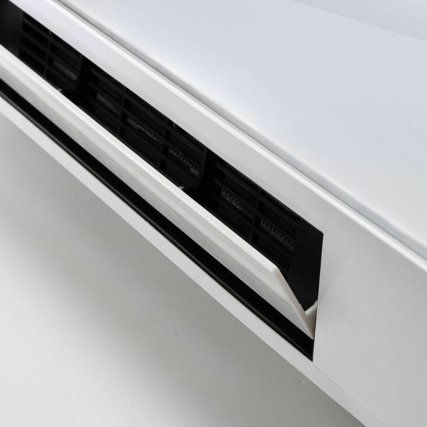 Radiator PTC Smart FKF 54203, 1000W / 2000W, Wi-Fi, control aplicatie, program saptamanal, termostat electronic, timer 24h, oprire automata, telecomanda, lamele mobile, montaj pe perete