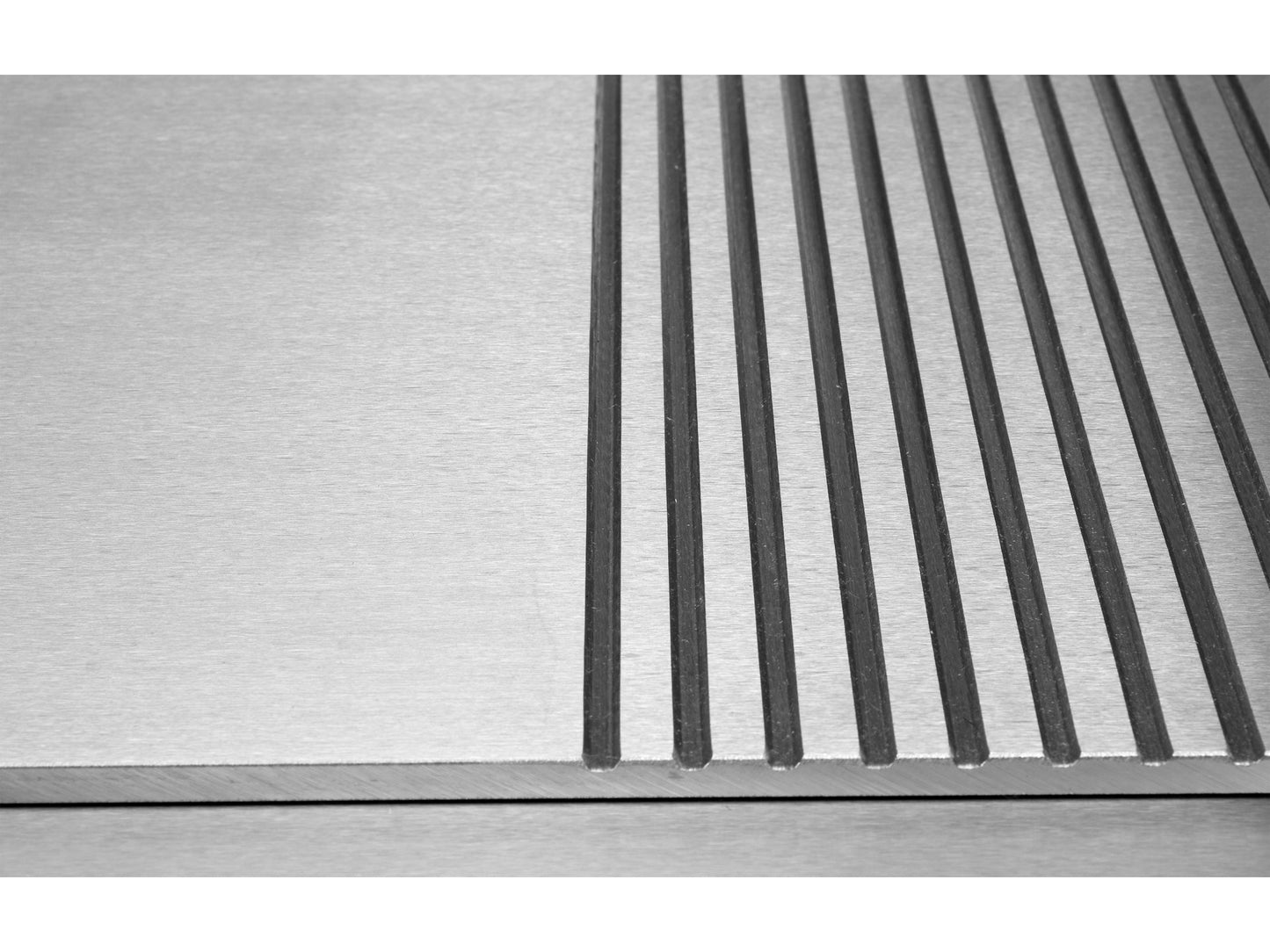 GRĂTAR CU SUPRAFAȚĂ NETEDĂ 2/3 ȘI STRIATĂ 1/3