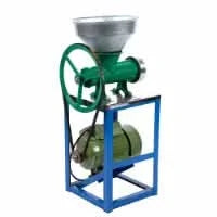 Masina de tocat carne electrica cu masuta, fonta, motor 750W, 1.4 kg/min, palnie 28 cm