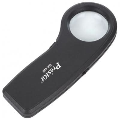 Lupa de mana MA-022 cu LED si UV – marire 7.5x, lentila sticla ∅27 mm, compacta, alimentare cu baterii