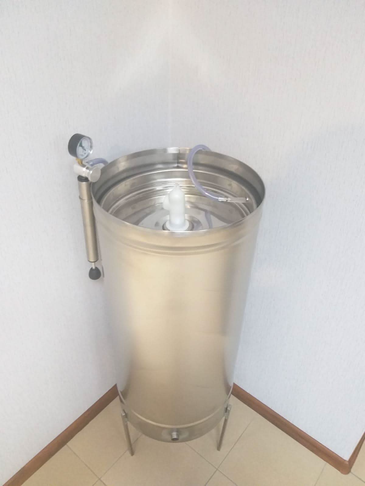 Butoi inox 185L cu capac flotant si camera din silicon – AISI 304 Italia – BUTOI185LF