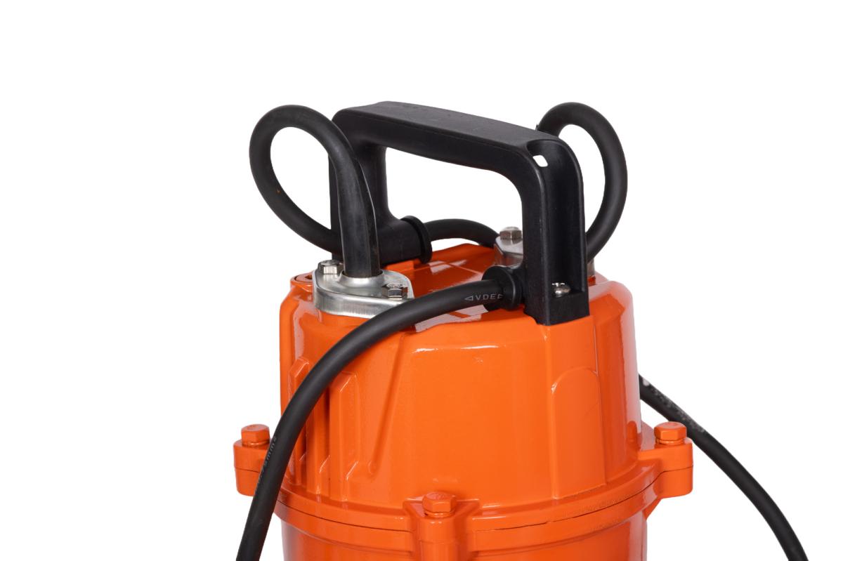 Pompa submersibila PROFESIONALA pentru apa curata cu plutitor WOLFSON QDX-20-F, 550W, 3000 l/h