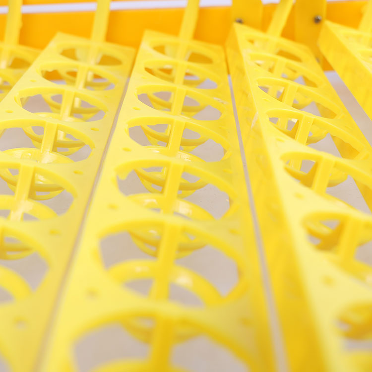 Incubator automat ZEP OVOBOX-63 pentru oua, capacitate mare, control digital temperatura si umiditate, intoarcere automata