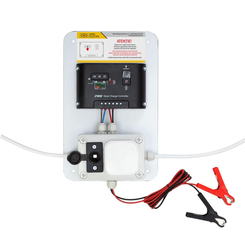 Sistem iluminat solar 50W cu regulator PWM 10A si 3 becuri LED