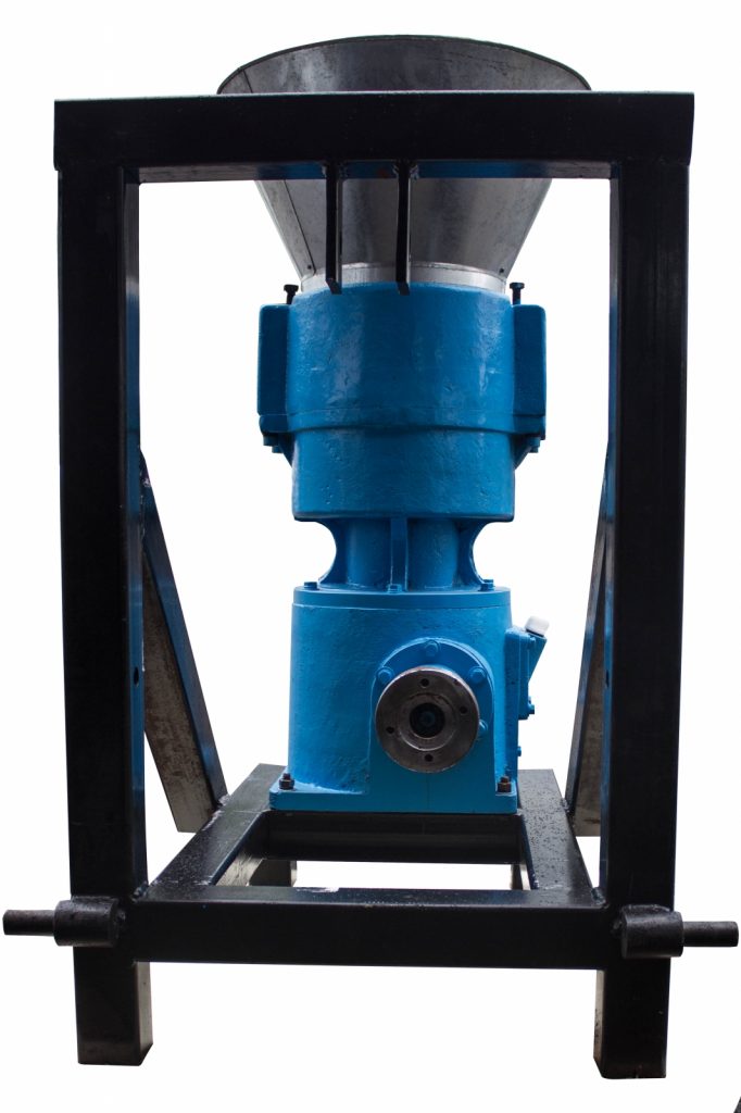 Presa furaje KL-250 PTO  ZEP , pentru tractor, matrita 4 mm, productie pana la 400 kg/ora