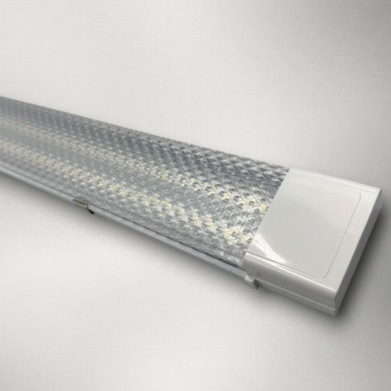 Corp LED liniar prismatic, 54W, 6500K, 1200 mm