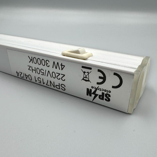 Corp LED T5 cu intrerupator, 4W, 2700K, 300 mm
