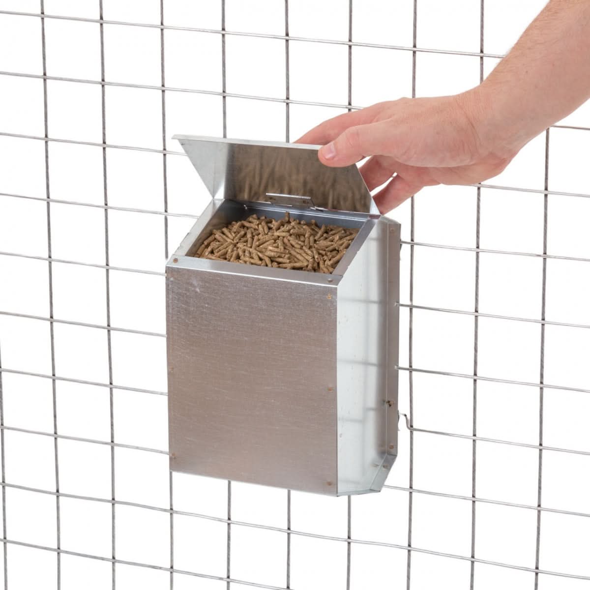 Hranitoare metalica zincata pentru iepuri, 2.2 litri, cu un compartiment