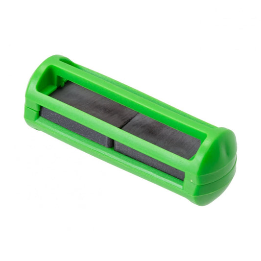 Magnet ruminal cu carcasa verde, 10 x 3,5 x 3,2 cm