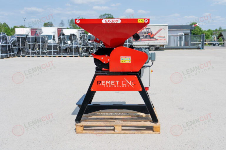 Aplatizor de cereale GX-200 REMET 7.5kW, trifazic 400V, capacitate mare, uz profesional