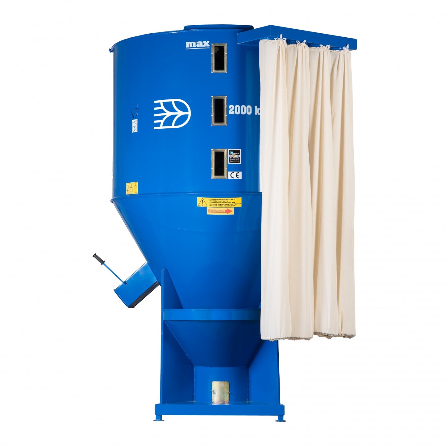 Amestecator furaje 2000 kg DOZAMECH – volum 4400 L, motor 3 kW, Polonia