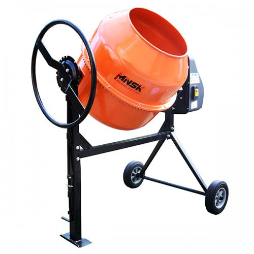 Betoniera 200L Minsk Electro PCM700, 850W, 220V, transmisie prin curea