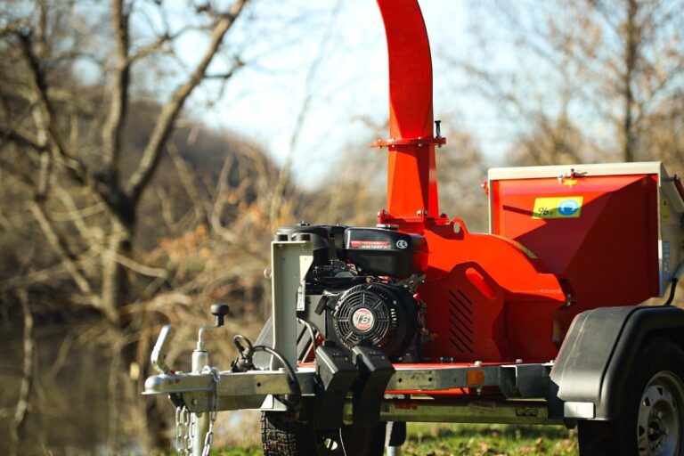 Tocator de crengi ZEP MK-120BD ARPAL, diametru maxim 120 mm, motor 20 CP, productivitate 6 m3/ora