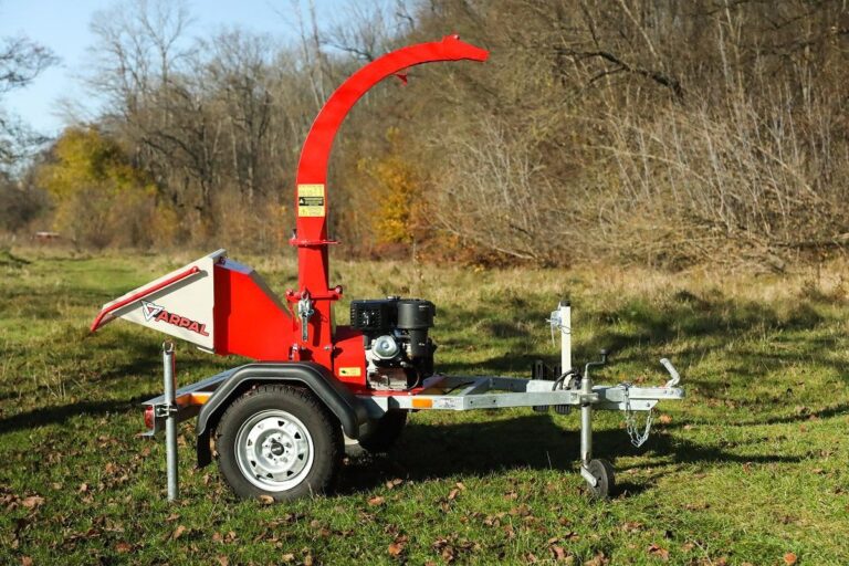 Tocator de crengi ZEP MK-120BD ARPAL, diametru maxim 120 mm, motor 20 CP, productivitate 6 m3/ora