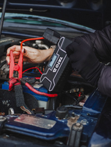 Robot de pornire auto / Power Bank 12000mAh, display LCD, lanterna SOS, pentru motoare benzina si diesel, incarcare dispozitive mobile - vedere 13