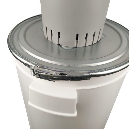 Moara cereale ZEP EUROMILL-50, 1400W, 300 kg/h, galeata 50L, 4 site incluse, motor cupru