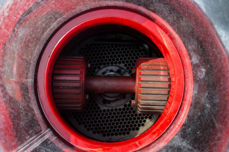 Granulator furaje ZEP KL 200 PTO pentru tractor, 3 matrite incluse, capacitate pana la 200 kg/ora