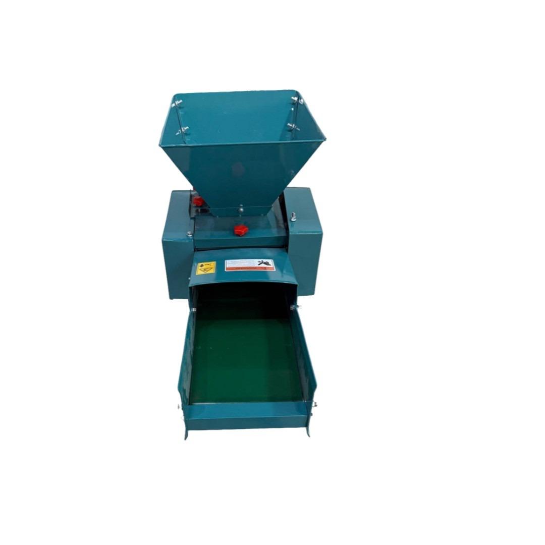 Tocator furaje BROMAN 7000 WF, 3 CP, 220V, 1200 kg/ora, cutite ranforsate