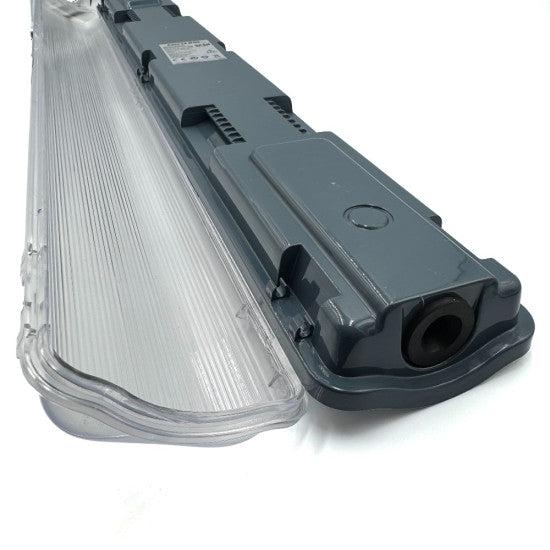 Corp Neon SPIN, 2x9W, IP65, 666 mm