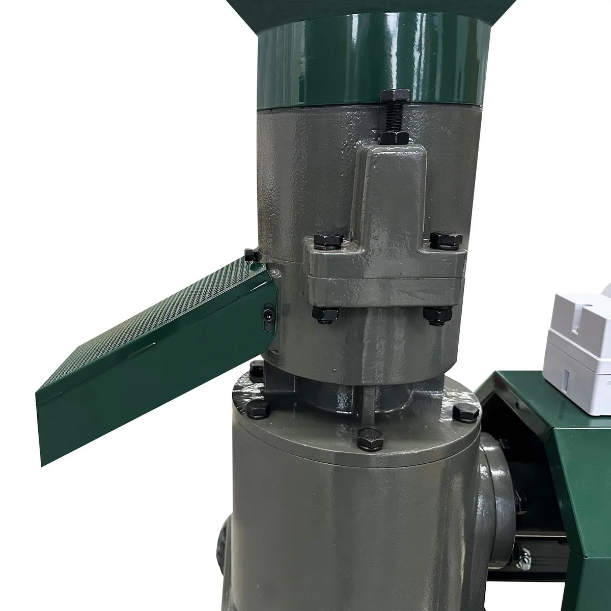 Granulator Furaje ZEP GRAND-120 EU PROFI, Motor Inclus 3 kW, 1 Matrita la Alegere, Capacitate 100 kg/h