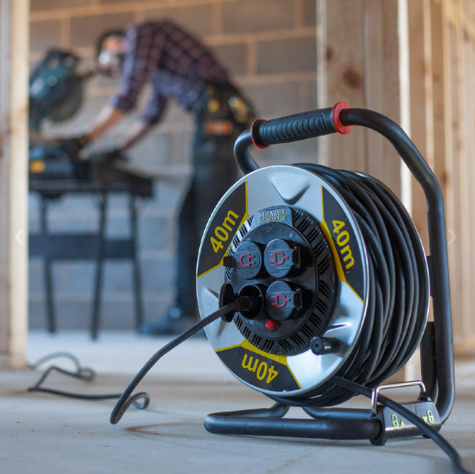 Tambur cablu Stanley, 40m, IP44, 3200W, H07RN-F 3G1,5