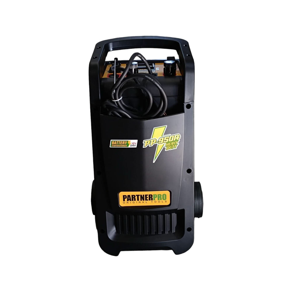 Robot cu Pornire Automată PARTNERPRO PP-950A – Capacitate 10-150A/h, Tensiune 6V/12V, Protecție Suprasarcină și Polaritate Inversata