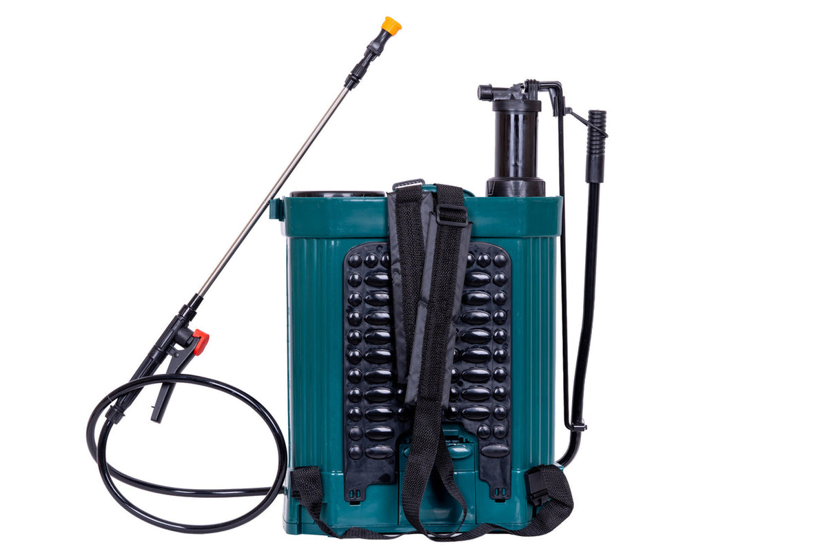 Pompa de stropit PROFESIONALA Gospodarul Profesionist 16L, 2 in 1 – electrica cu baterie + actionare manuala, lance inox, 3 duze incluse