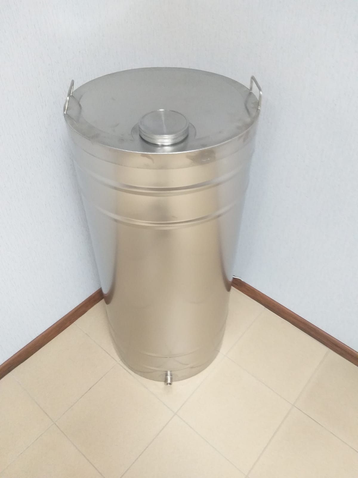 Butoi inox ZEP 250L, AISI 304 Italia, capac cu filet si garnitura, stut 1/2, cadou robinet inox