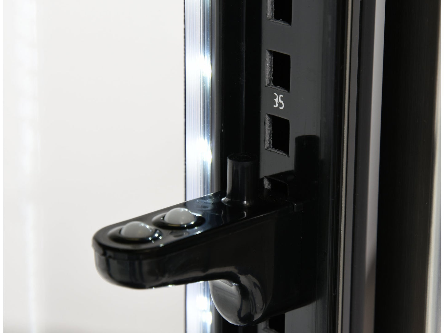 VITRINĂ FIRGORIFICĂ PRĂJITURI, 100L, 48X48X103CM