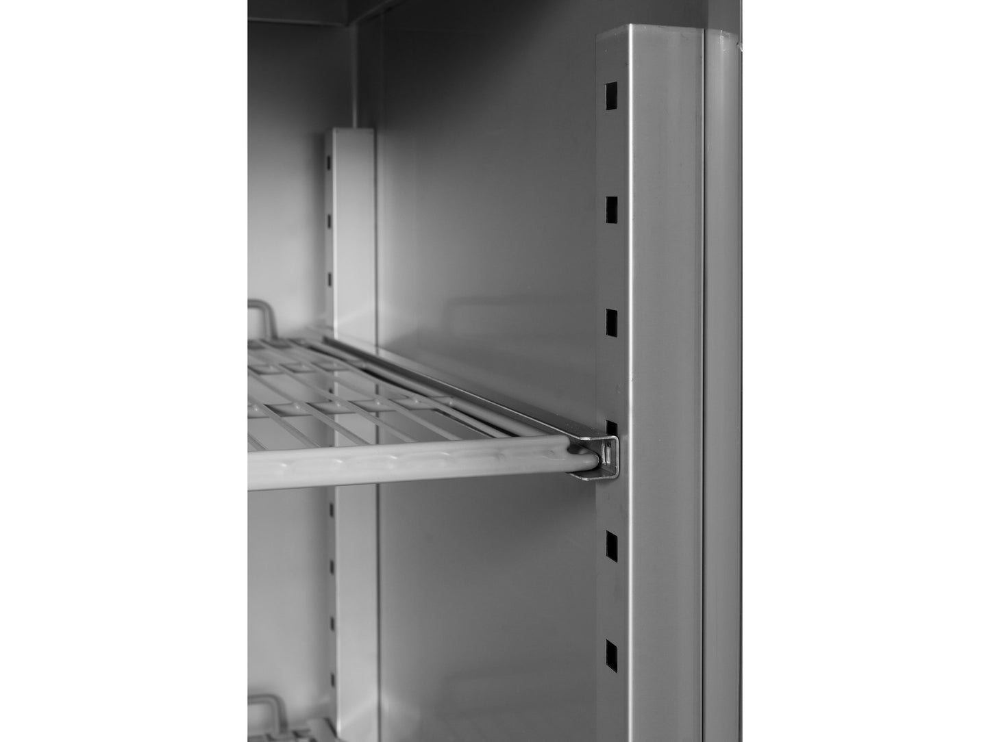 DULAP DE RĂCIRE GN2/1 CU UȘA DE STICLĂ, 650L