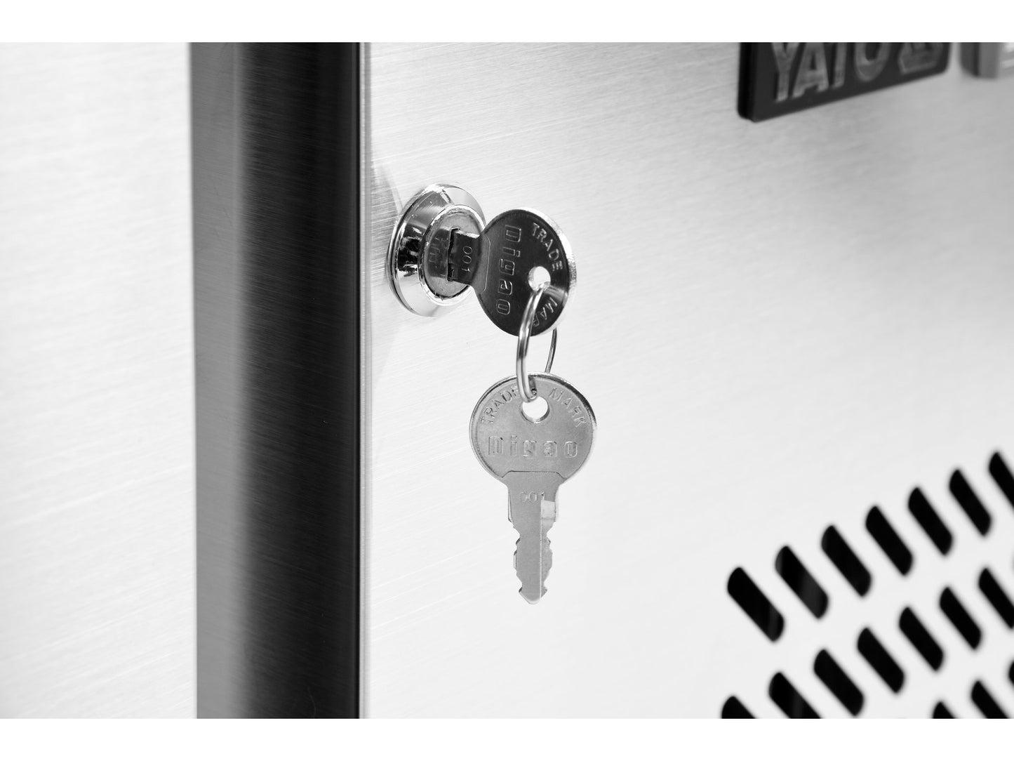 MASĂ RECE, 417L, 1795X700X850MM, 3 UȘI DIN STICLĂ