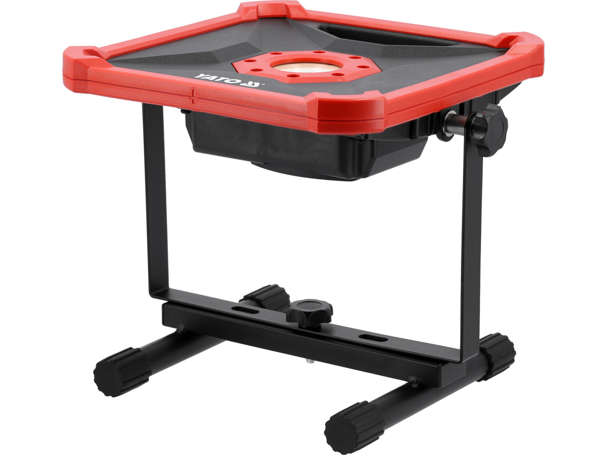 REFLECTOR 5000LM 18V
