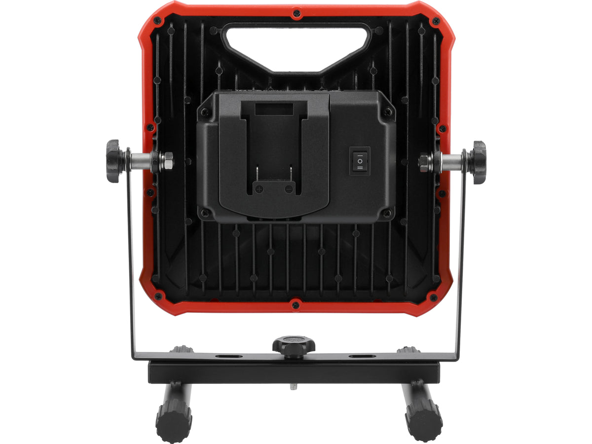 REFLECTOR 5000LM 18V